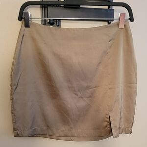 Elegant Green Women's Skirt